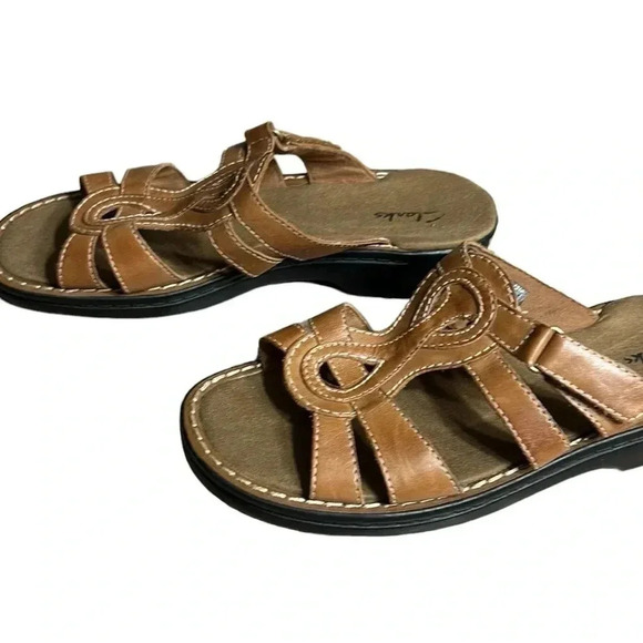 Clark s sandals ,Men  size 7, Tan color,leather upper,slip on,velcro adjustable - Picture 1 of 10